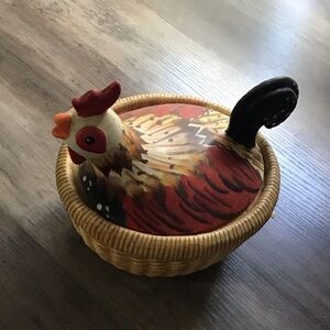 Decorative Chicken Basket with Lid